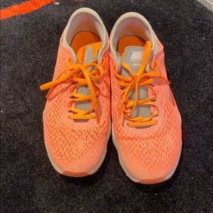 Nike women’s zoom fit